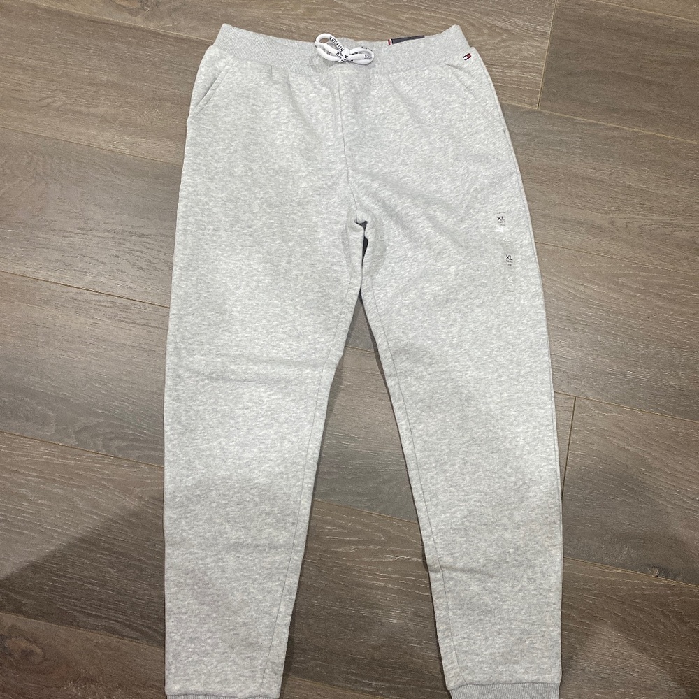 New Tommy Hilfiger Jogger